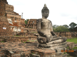 Wat Lokayasutharam a Ayutthaya en Thailande
